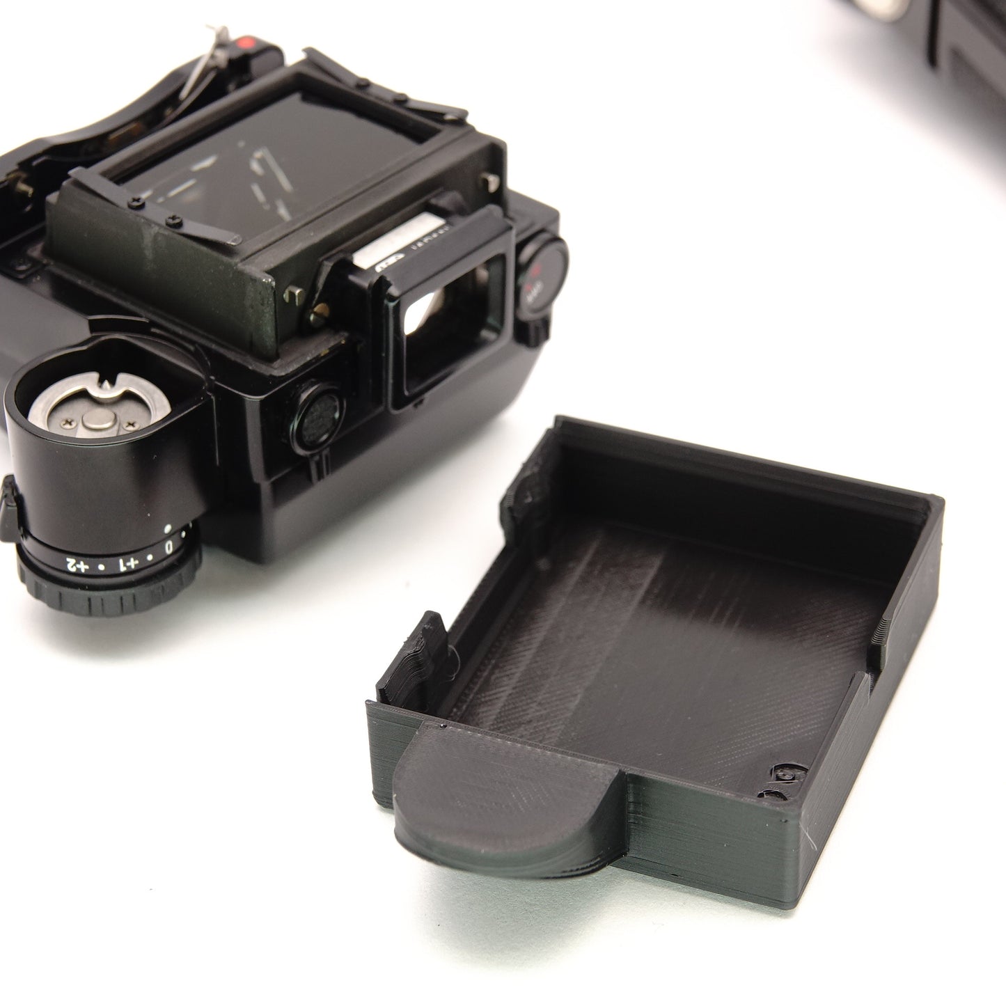 Protective covers for ground glass & viewfinder for Minolta XM & XK