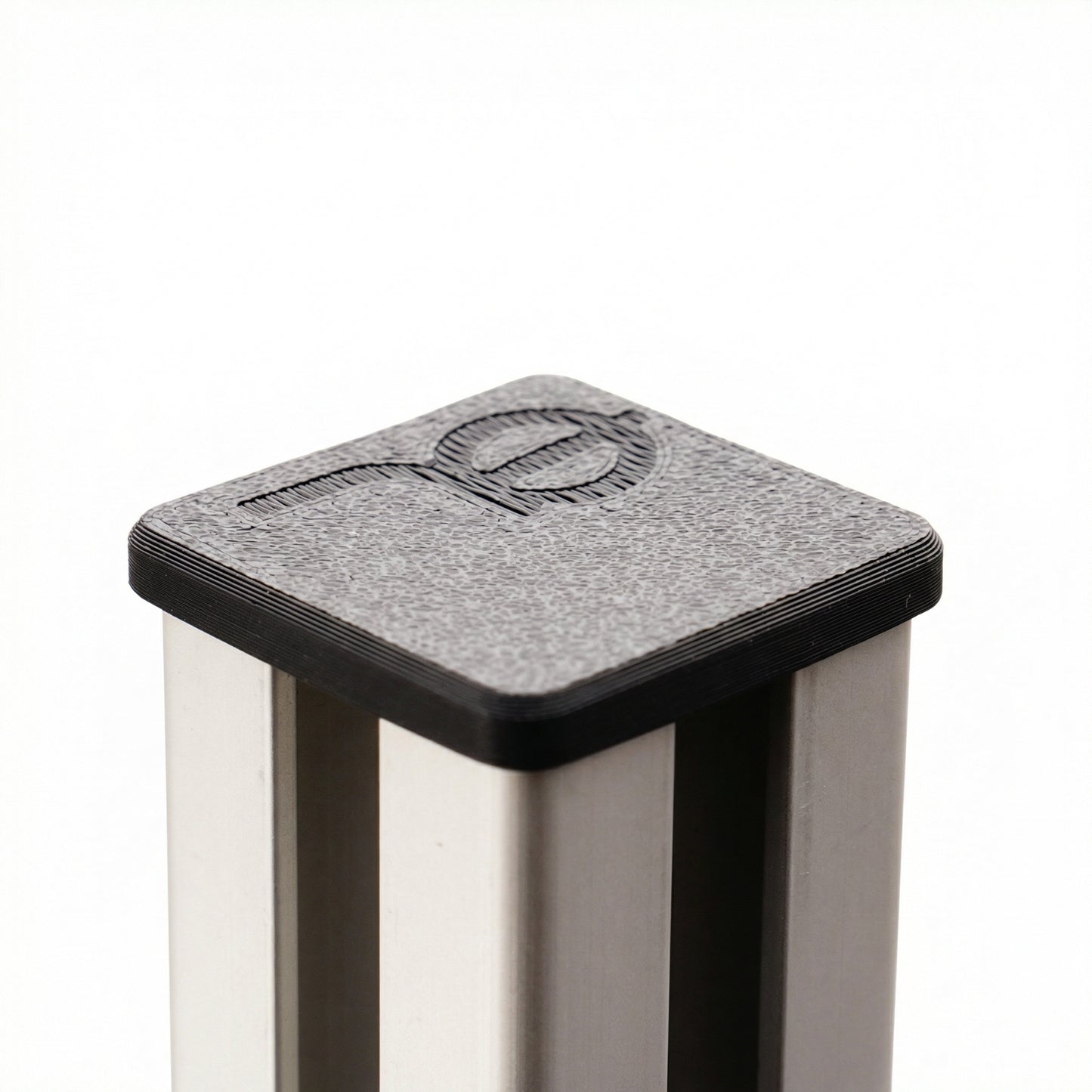 detail profil endkappe mit logo