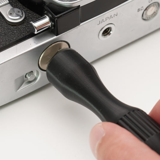 Outil pour compartiment batterie (acier 1,7 mm) pour Rollei 35, Canon F-1 & Olympus OM