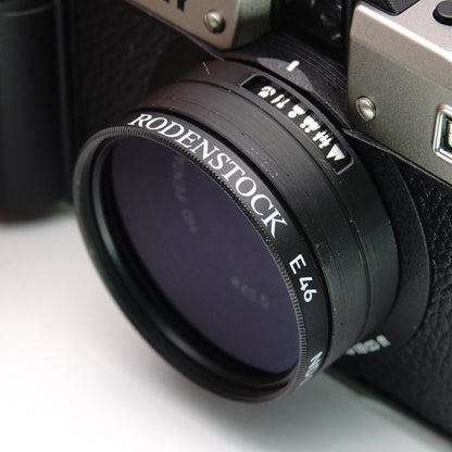 Pare-soleil avec onglet de mise au point & filetage 46mm pour Pentax 17