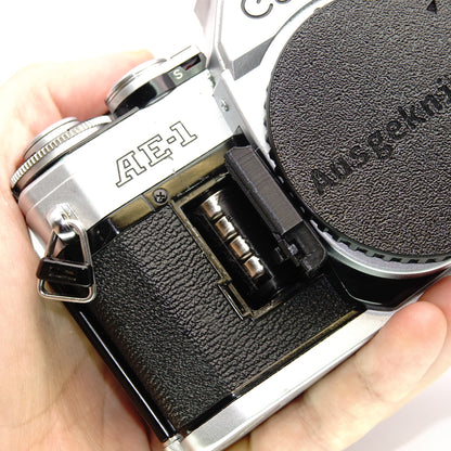 Adaptateur de batterie (4x LR44 vers 4LR44/PX28) pour Canon AE-1, A-1, Mamiya 645 & Pentax 67