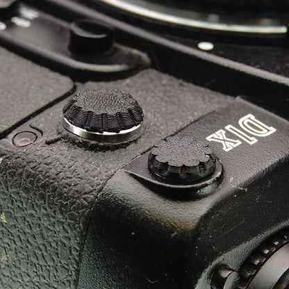 Ensemble de caches modernes Nikon : cache-prise télécommande 10 broches et cache-synchro PC (F100, F5, F6, D850)